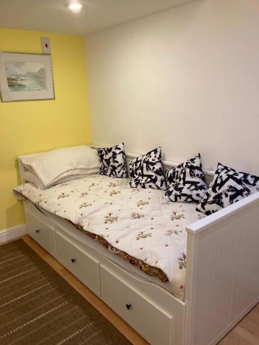 Studio Annexe With Separate Shower Room Broadhempston Esterno foto