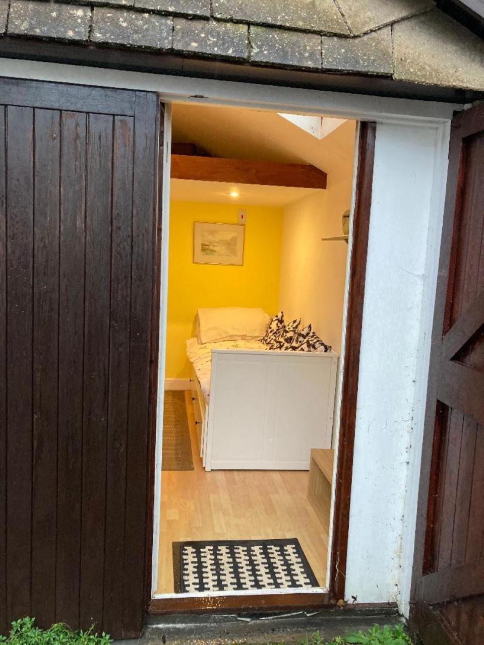 Studio Annexe With Separate Shower Room Broadhempston Esterno foto
